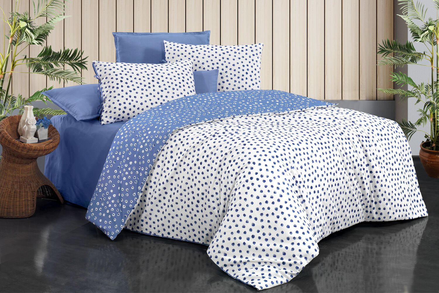 polka-dot-mavi-nevresim-takimi-puantiyeliler